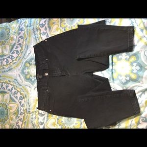 Black skinny leg jeans. Size 18S